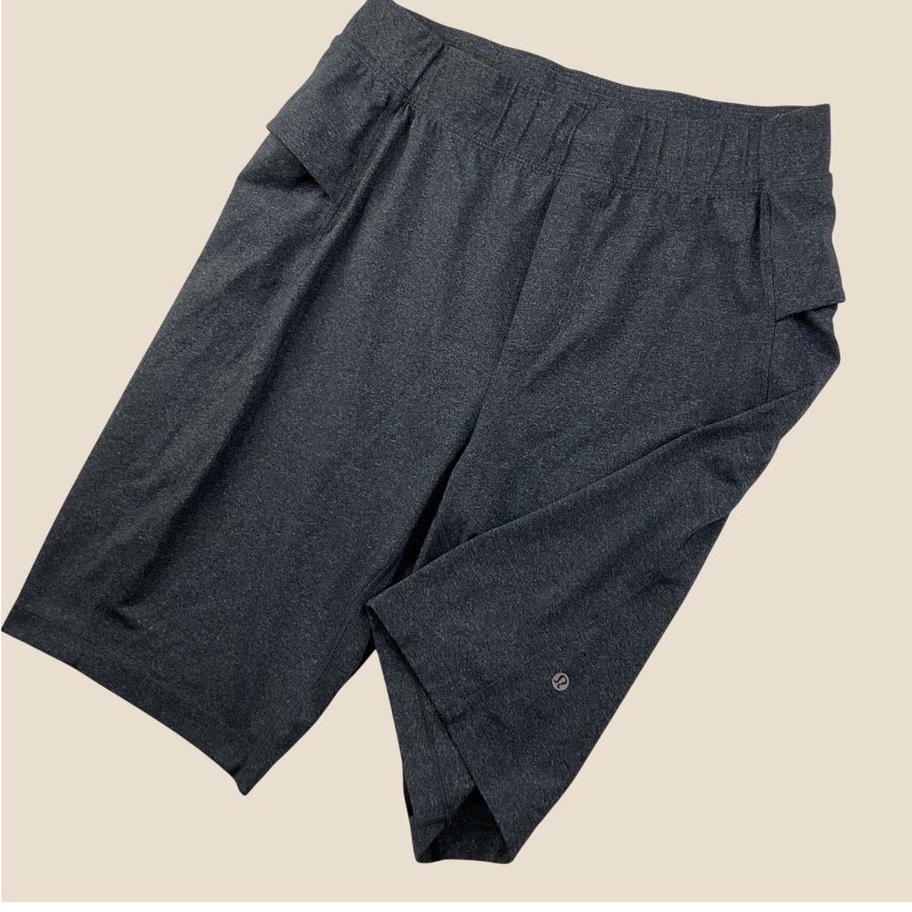 Lululemon Mens L Athletic Training Shorts Heathered Charcoal Grey Drawstring